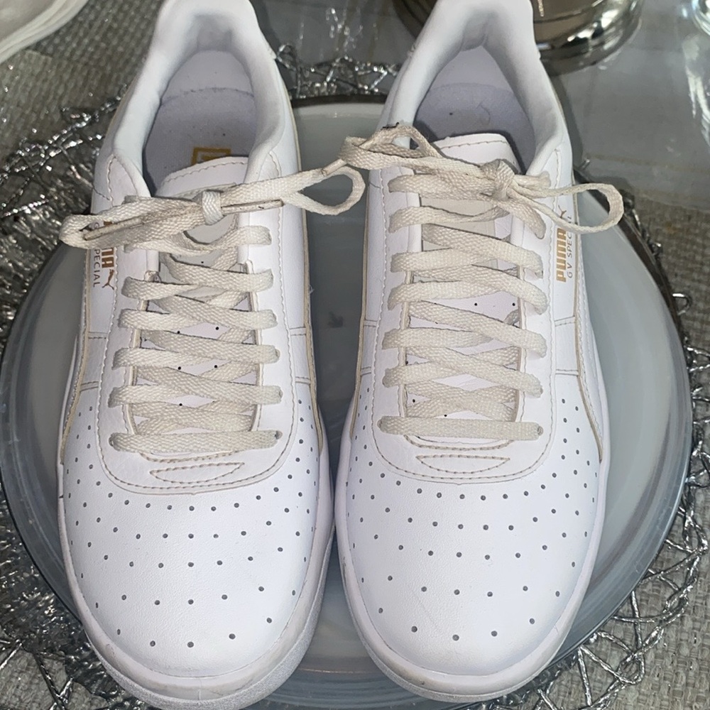 PUMA GV Special! EUC - Picture 1 of 8